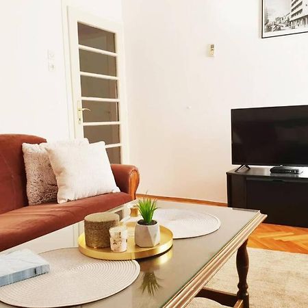 Lamiya'S 2 Bedroom Apartment Mostar Esterno foto
